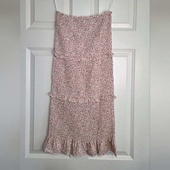 Mable Pink Floral 'Daphne' Smocked Tiered Midi Dress - Size S - Picture 3 of 8